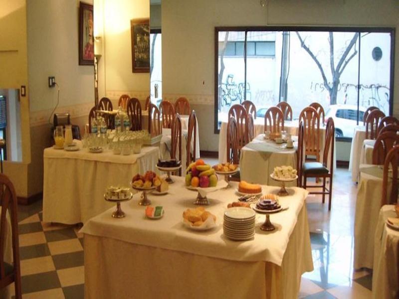 فندق أريوستو ميندوزا المظهر الخارجي الصورة